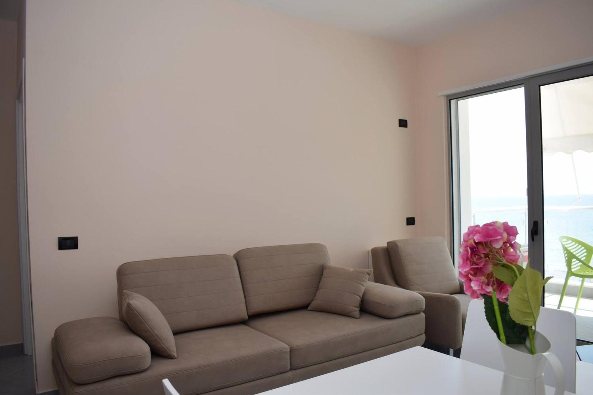 Brisa Del Mar Apartments Дуррес Экстерьер фото