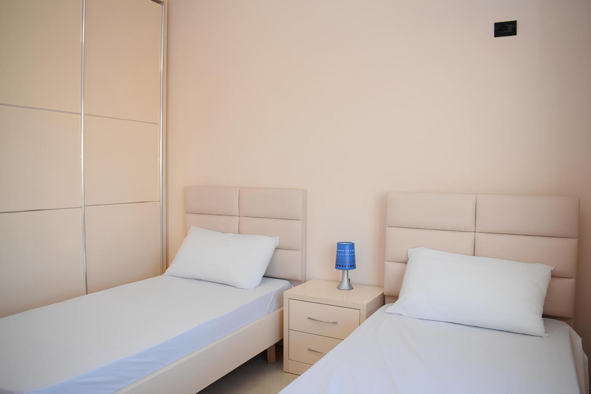 Brisa Del Mar Apartments Дуррес Экстерьер фото