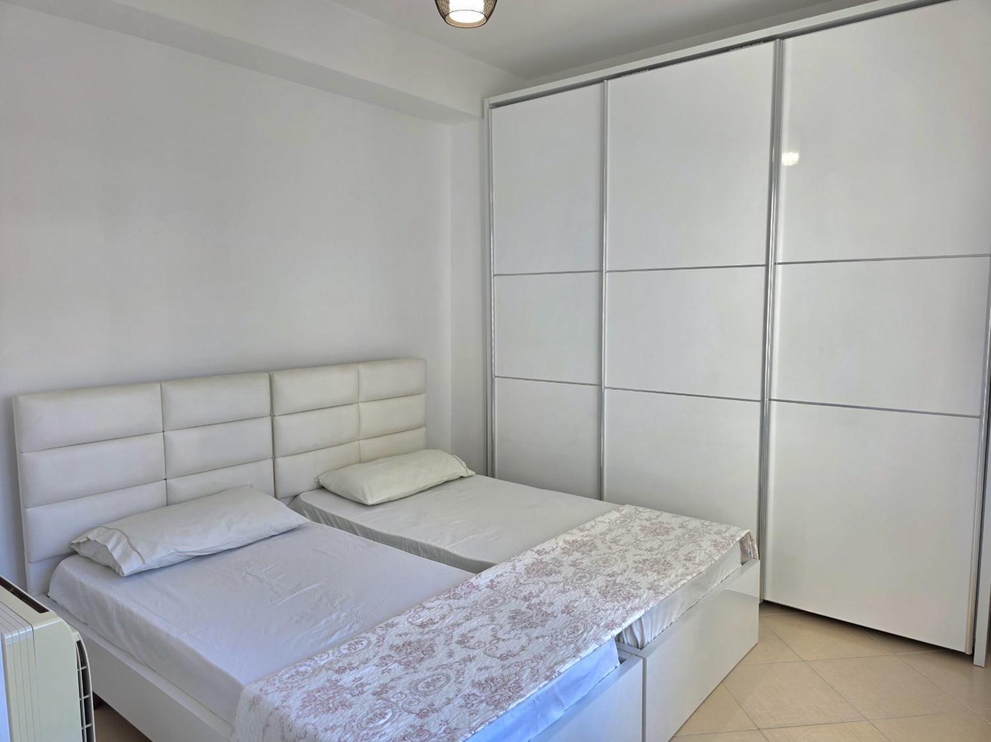 Brisa Del Mar Apartments Дуррес Экстерьер фото